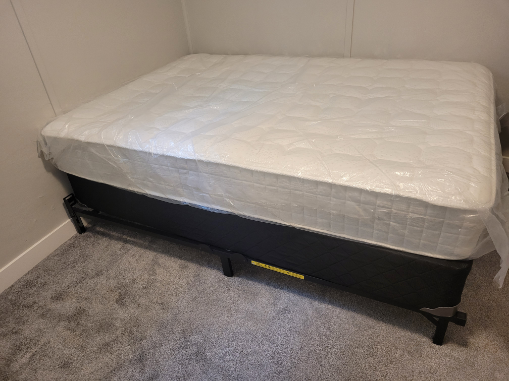 Double Mattress, box spring and frame - photo 2