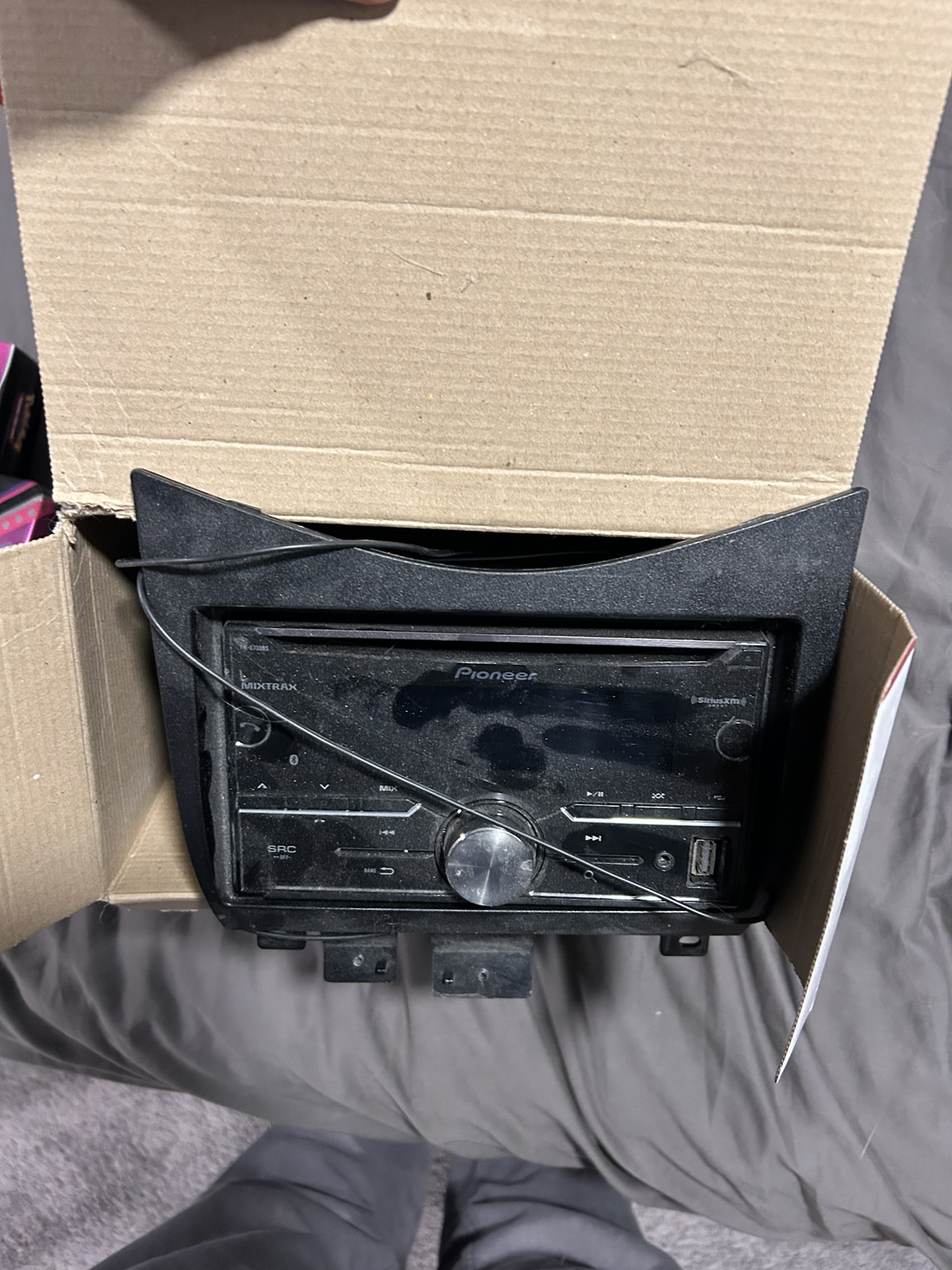 Pioneer Car Stereo - photo 2