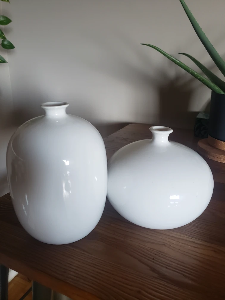 white ceramic vases