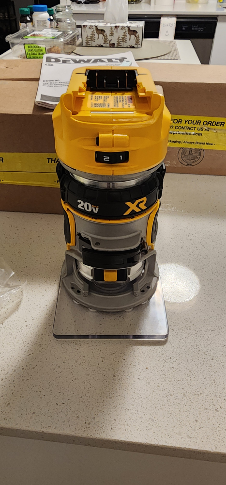 DEWALT 20V Max XR Cordless Router - photo 2
