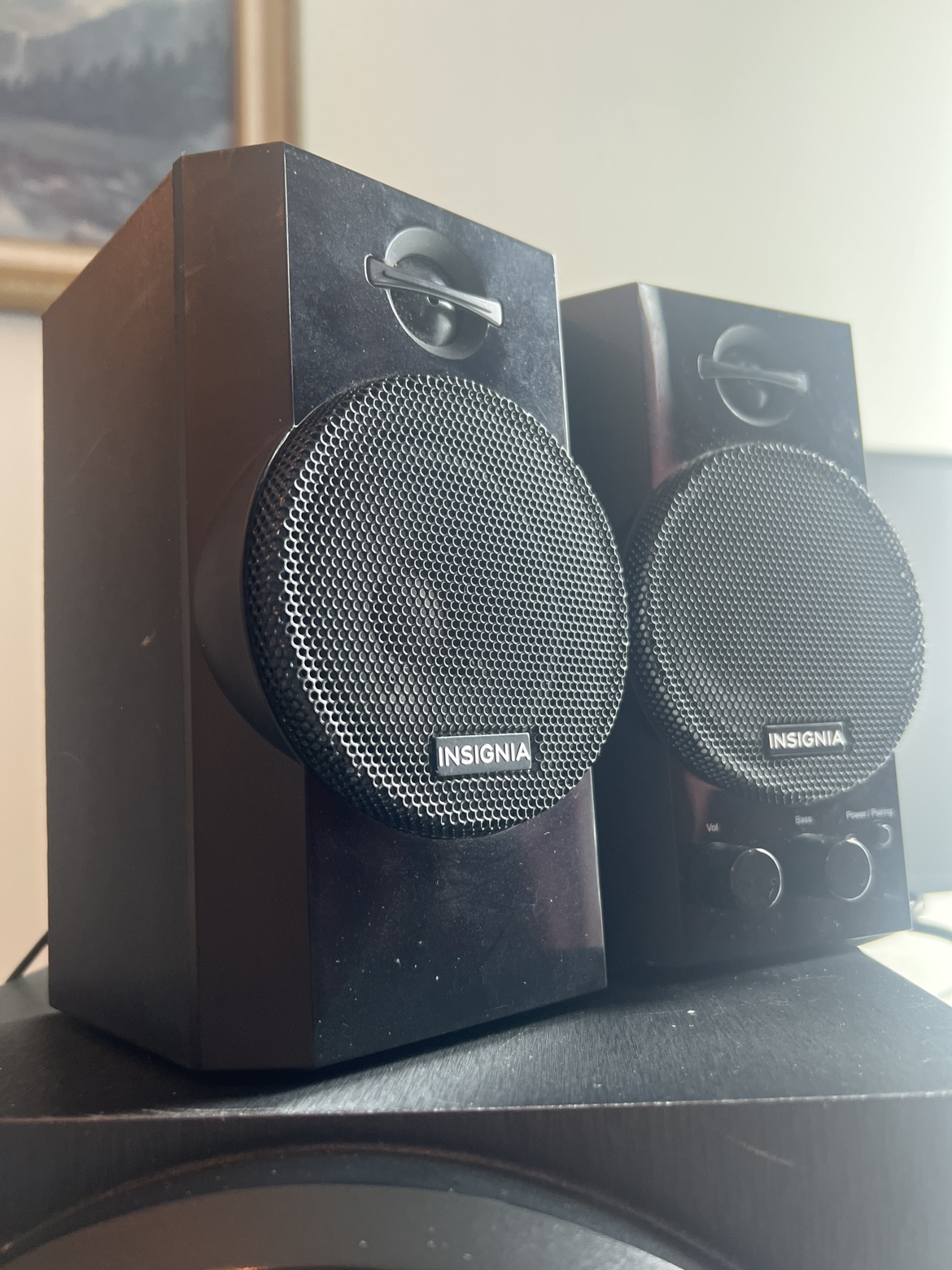 Insignia 2.1 Bluetooth Desktop Speaker System - photo 4