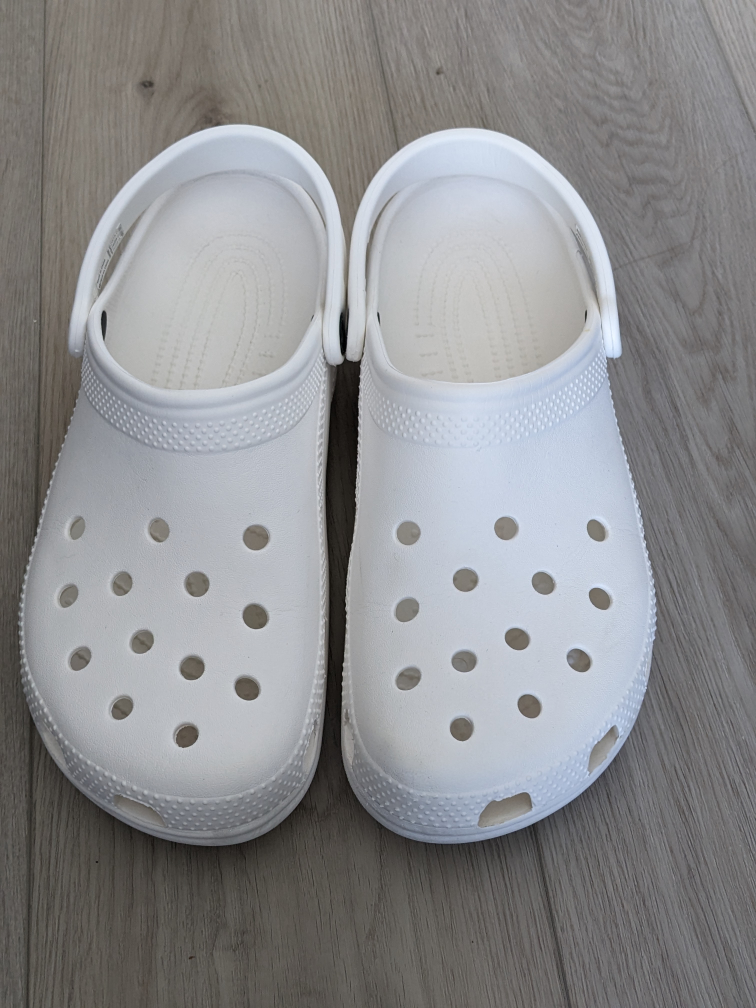 Crocs Classic Slip-On Clog, M 10, W 12 White thumbnail