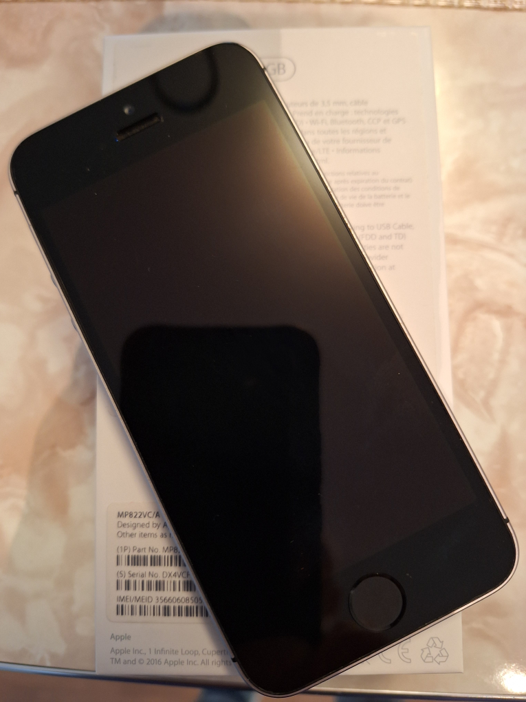 iphone SE - photo 2