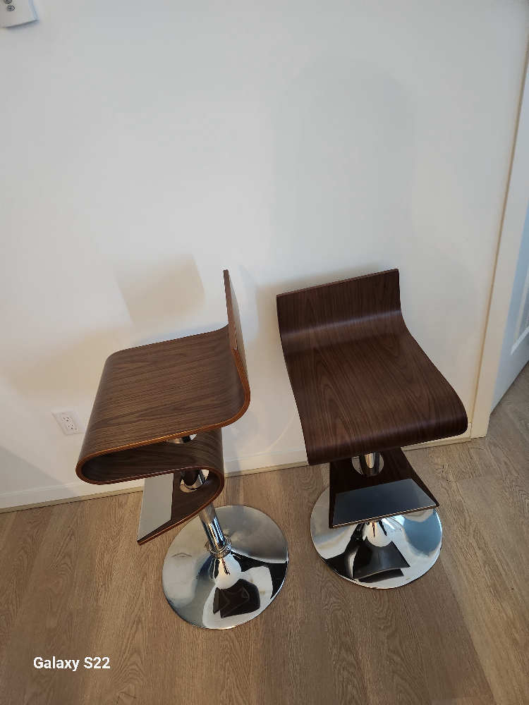 2 Bar stools.  Brown wood - photo 2