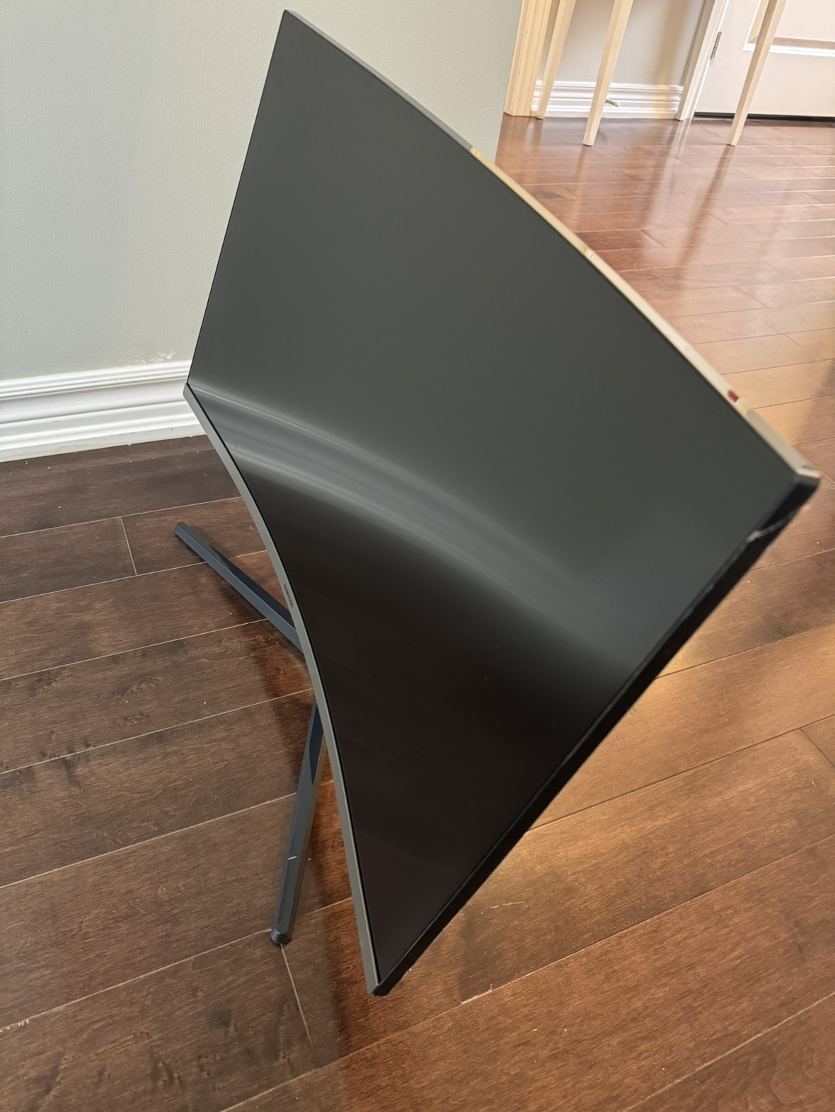 Samsung 32" FHD Freesync 1500R Curved Monitor - photo 4
