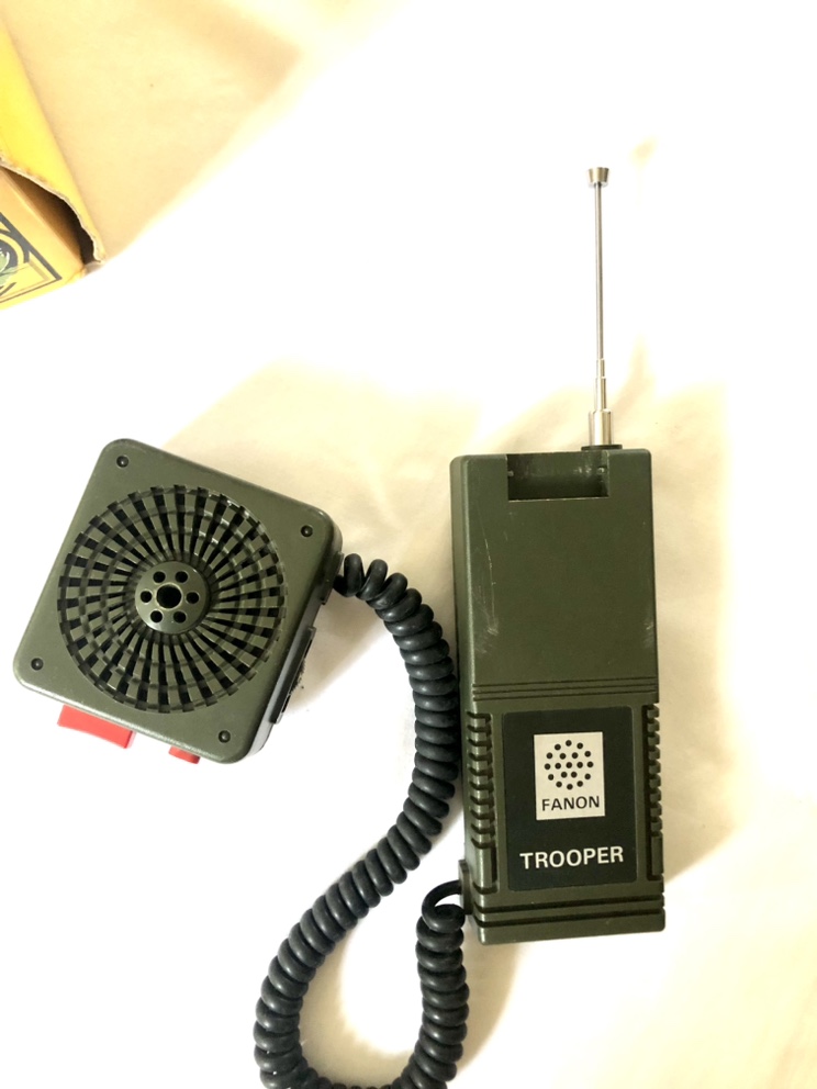 Fanon Trooper Walkie Talkies Collectable , RARE image indicator(5)