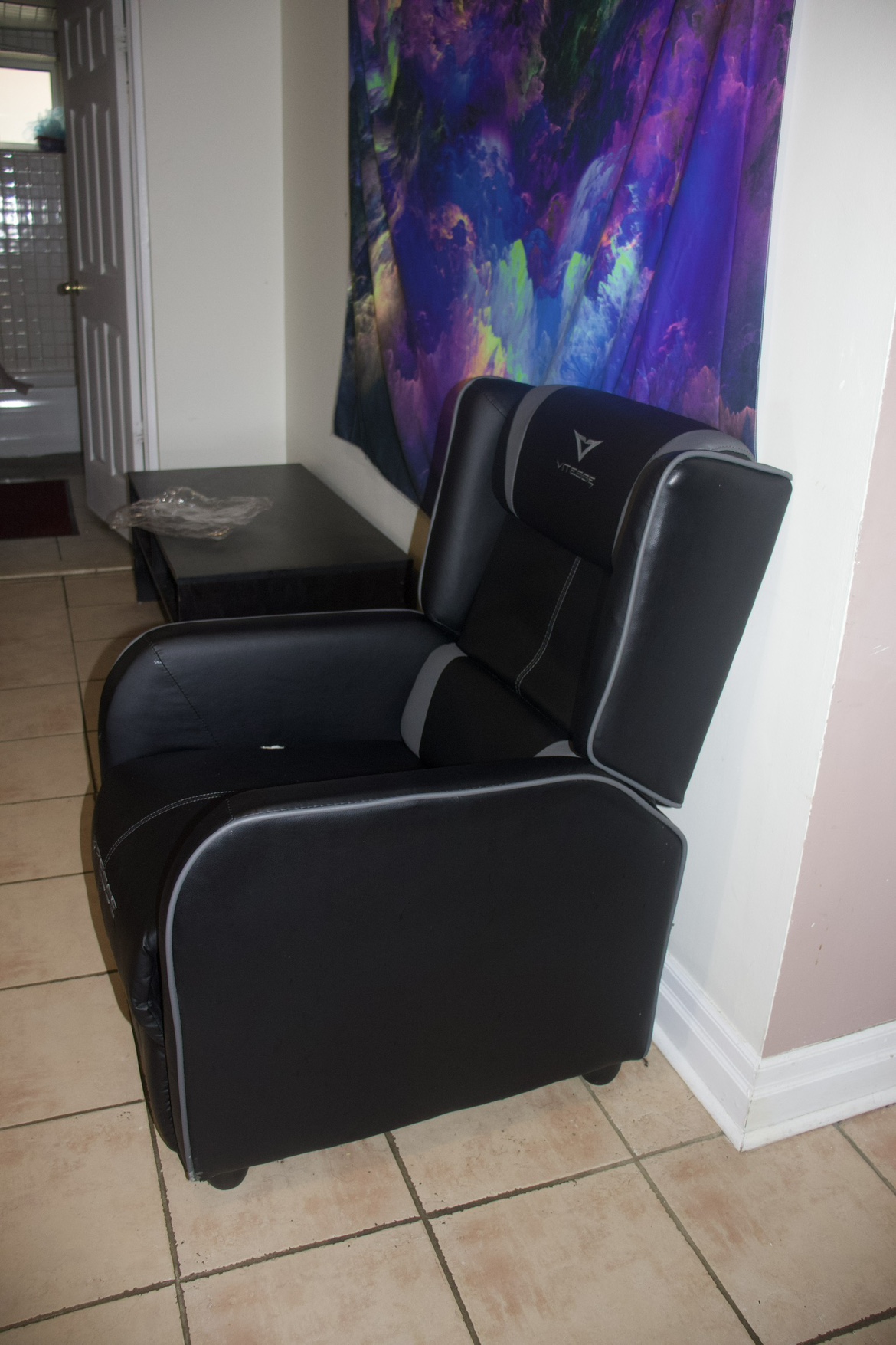 Recliner chair - photo 3
