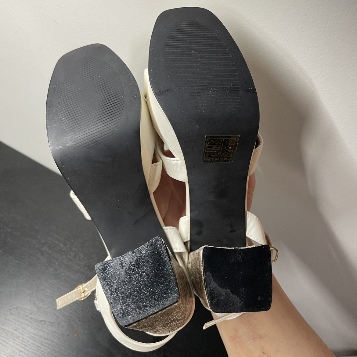 NEW Shein cross strap chunky heels (size EUR37) image indicator(7)