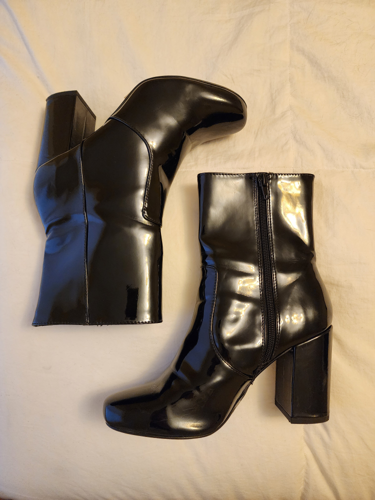 Patent Leather Boots image indicator(4)