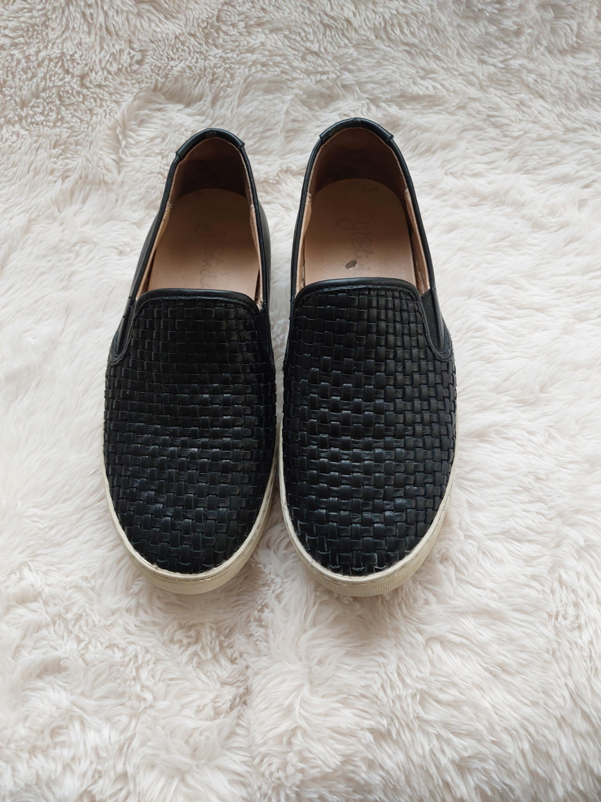 J Slides black leather women's shoes,  sz 6.5