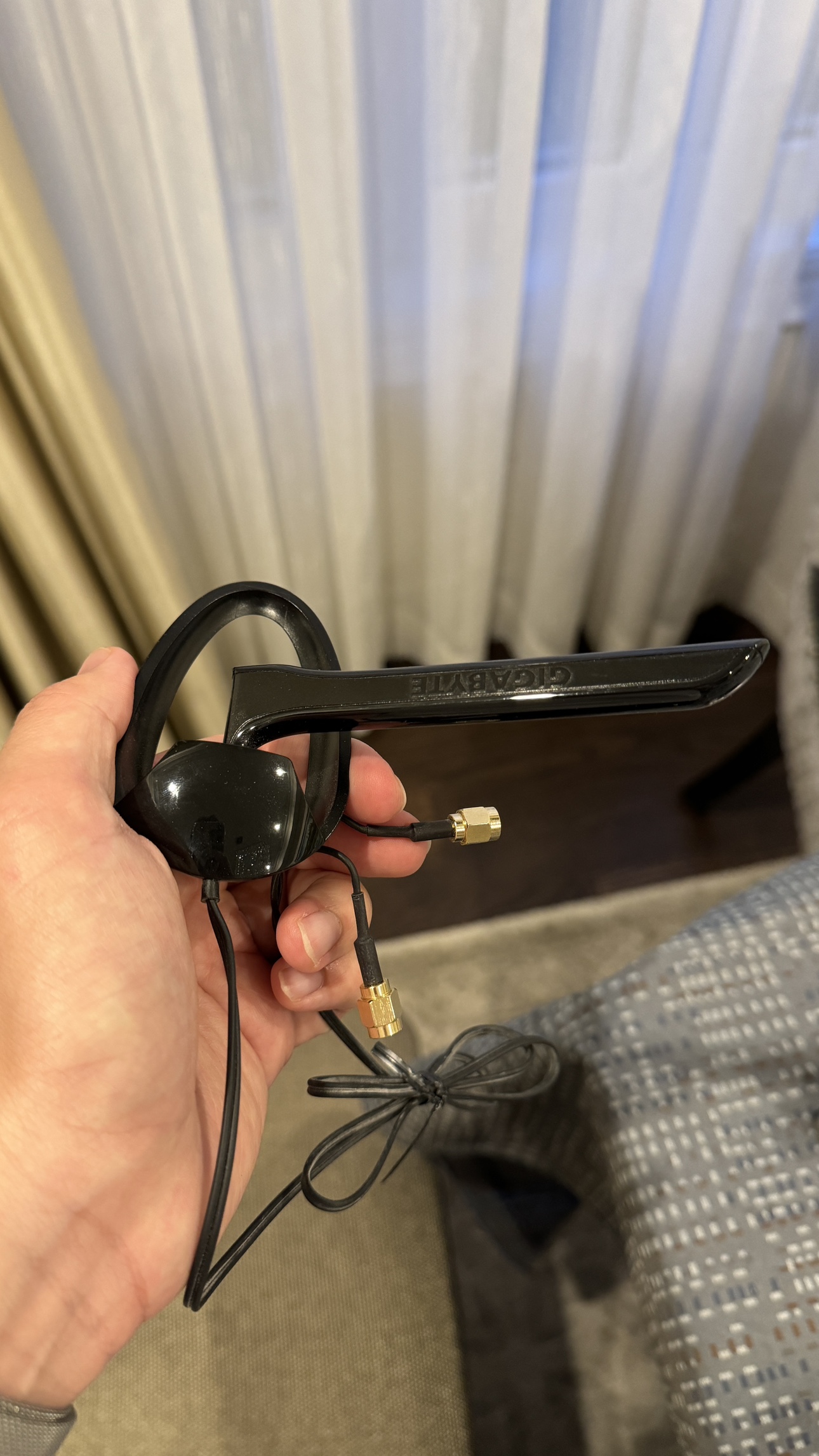 Gigabyte Aorus B450I Pro Wifi image indicator(5)