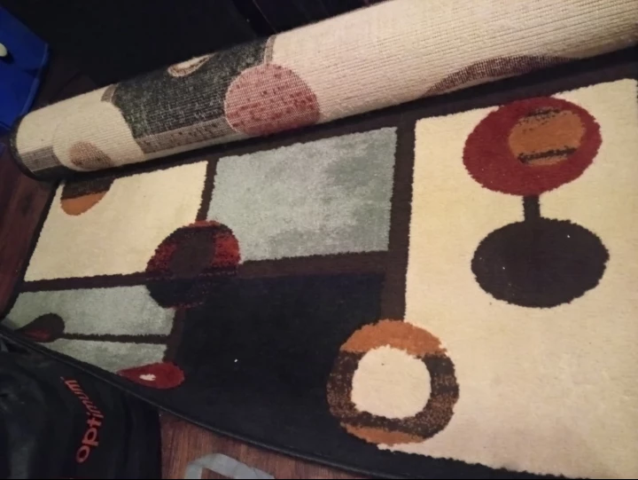 Carpet for sale thumbnail