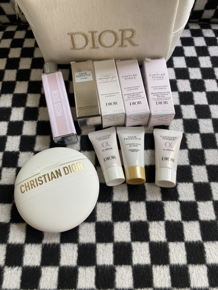 Dior minis! image indicator(3)