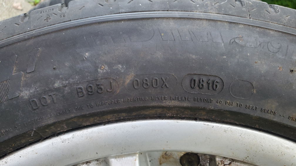 18" 5x114.3 ET42 Rims/Michelin All season image indicator(9)