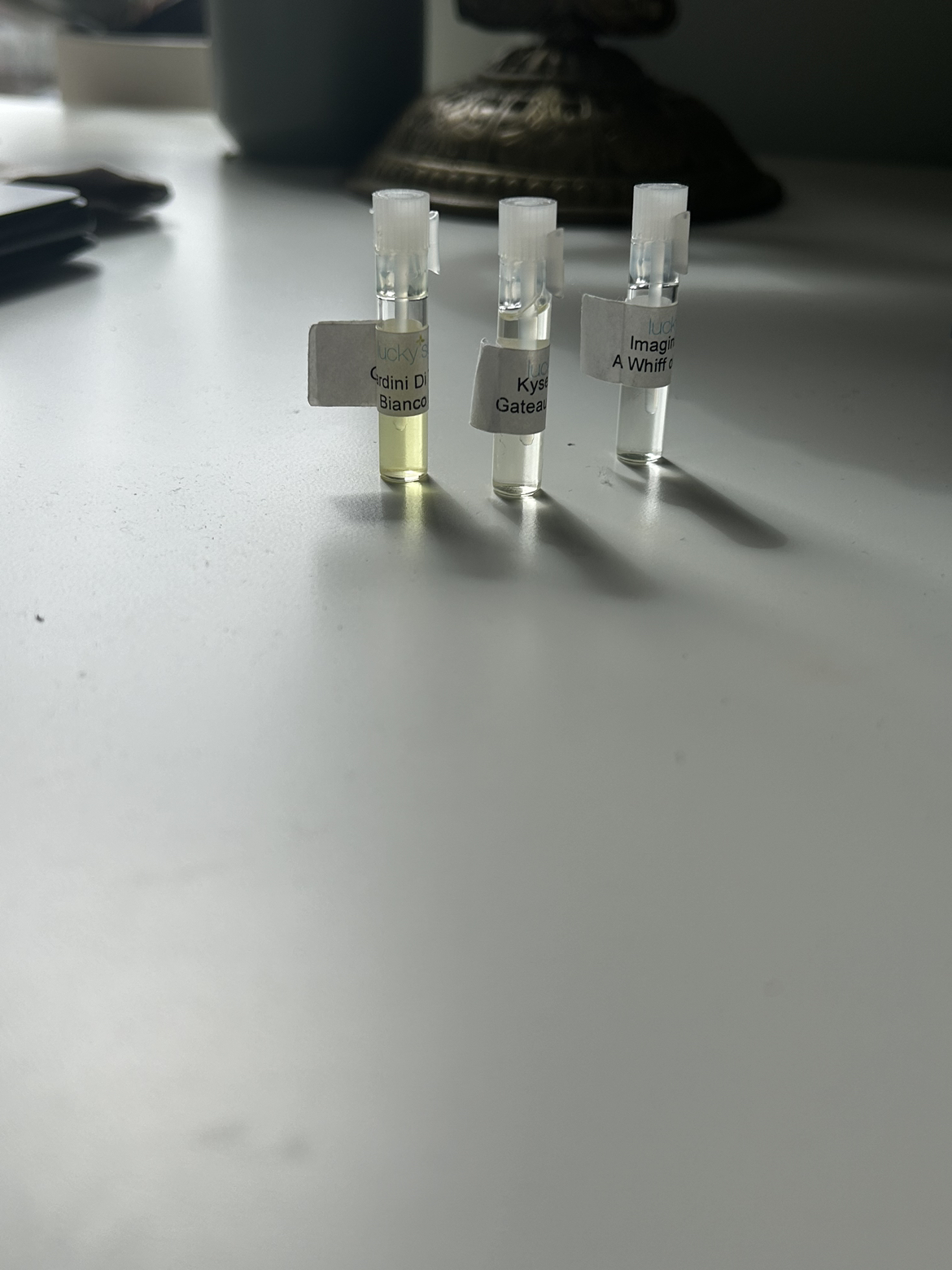 Niche perfume samples