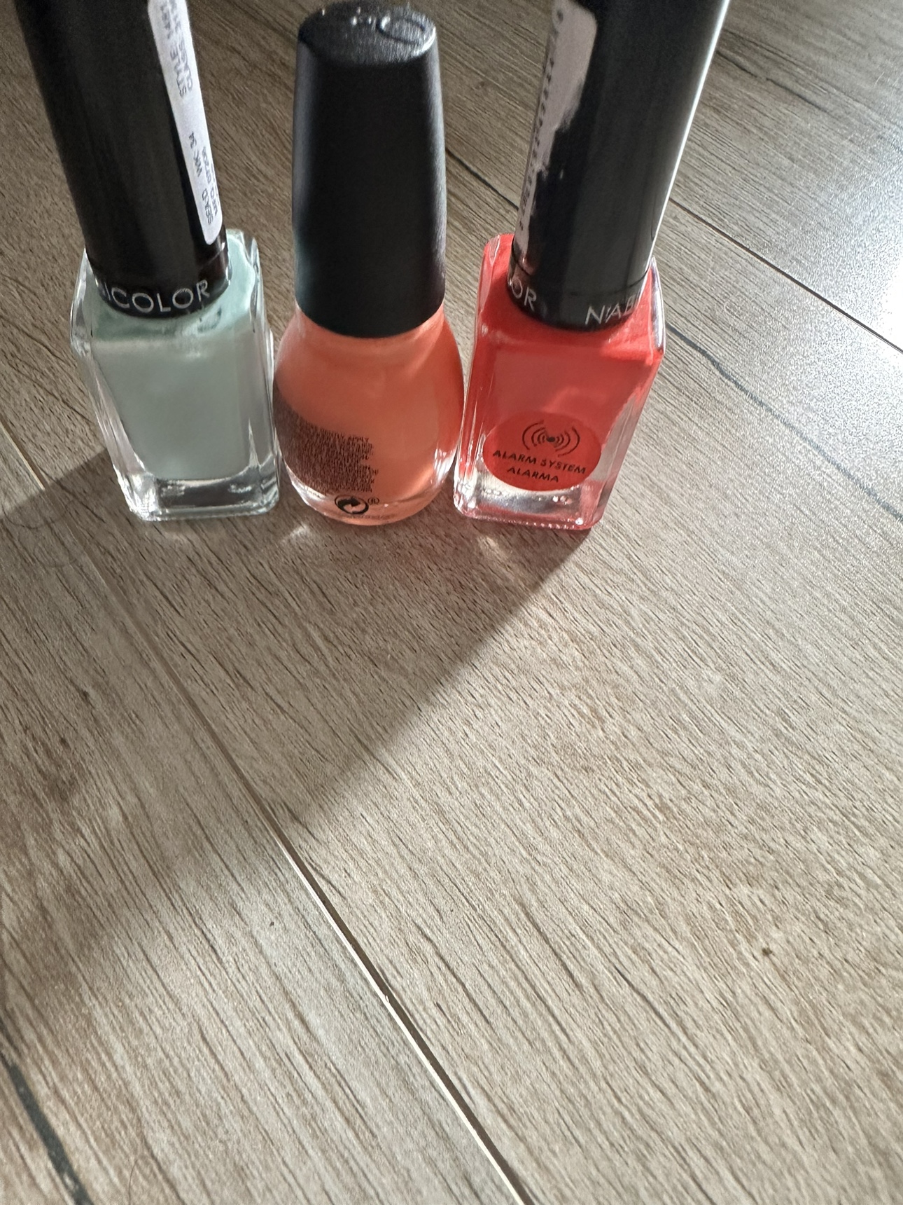 Nail polish - photo 2
