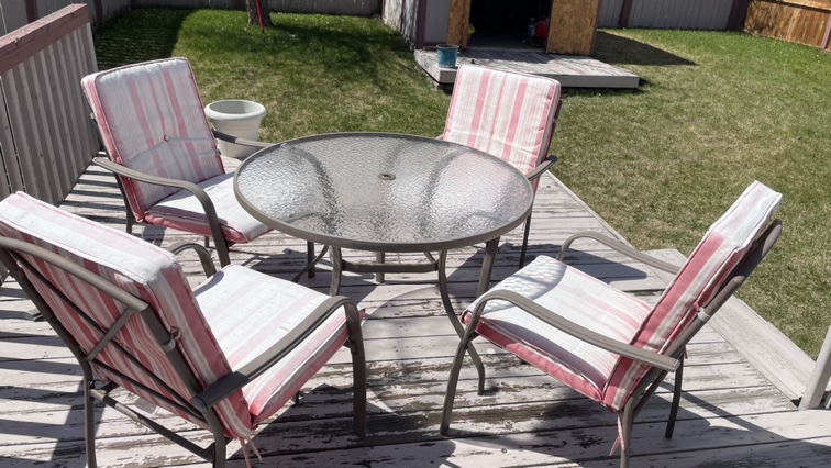 Outdoor 4 Chair Table set