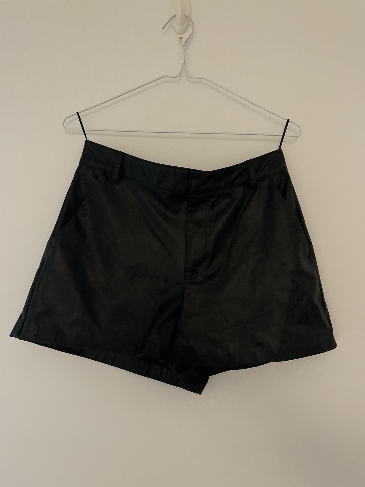 Zara leather shorts thumbnail