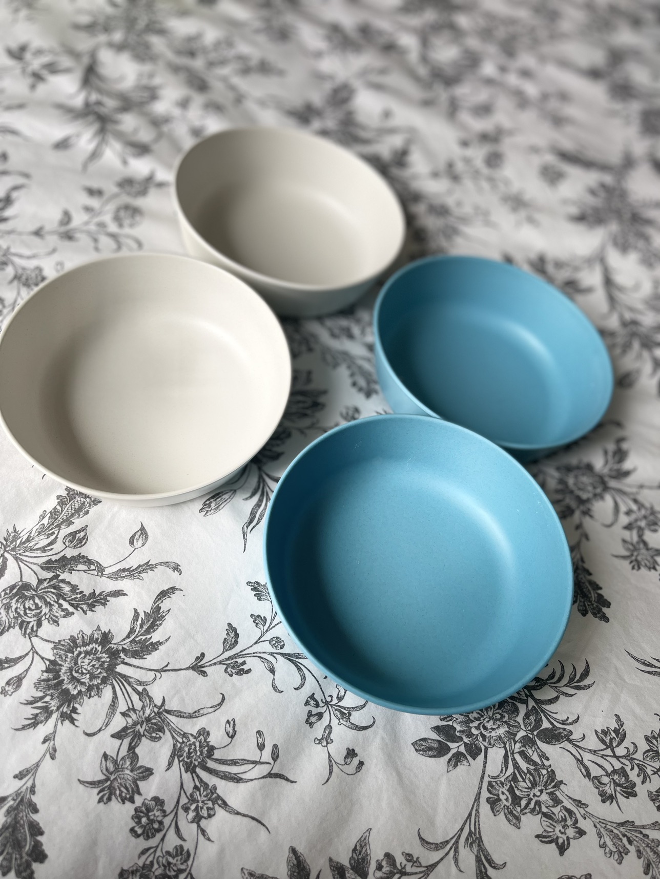 Bamboo bowls set for 4