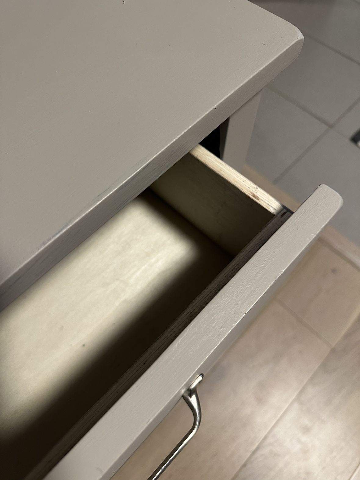 Nightstand - photo 2