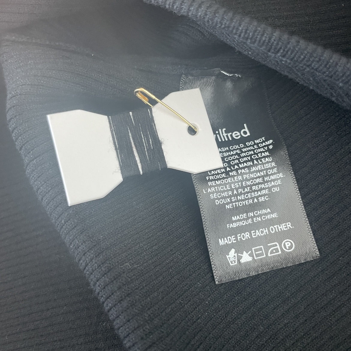 NEW Wilfred All-Tied Up ribbed sweater XS image indicator(10)