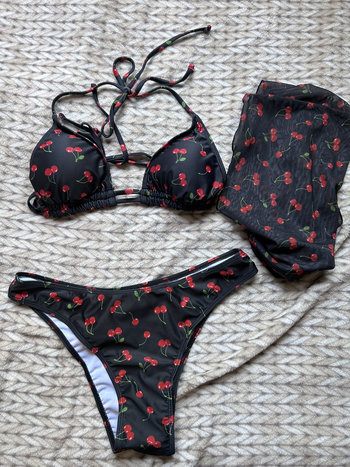 Brand New 3 Piece swimsuit image indicator(3)