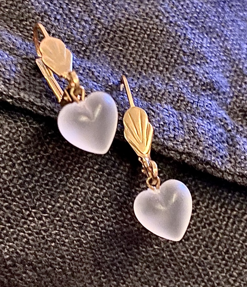 Heart Dangly Earrings New without box image indicator(2)