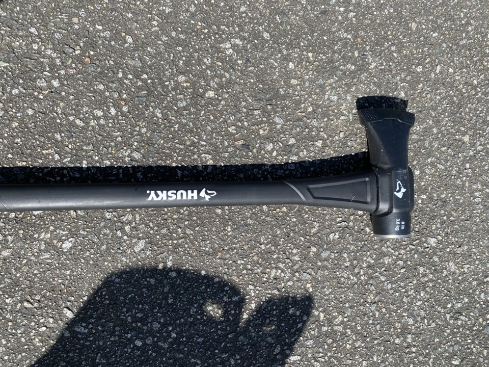 Husky 8lb Axe (BN) - photo 3