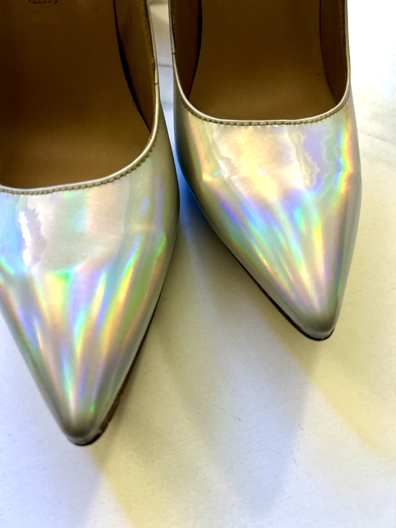 Manolo Blahnik shoes image indicator(5)