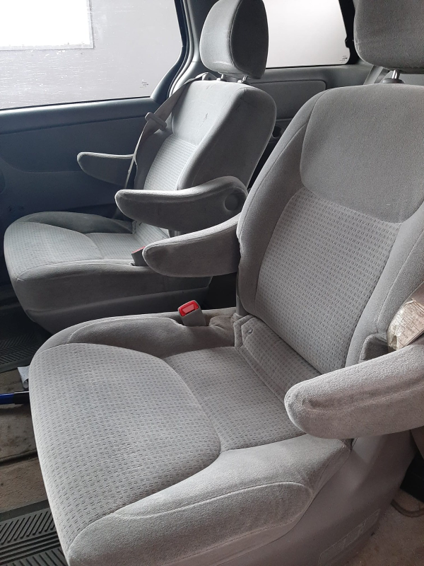 2008 Toyota Sienna for sale - photo 3