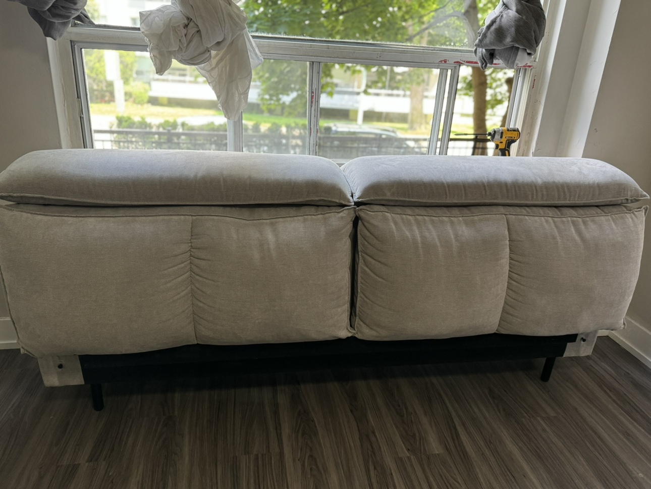 Structube Barth King Bed - photo 4