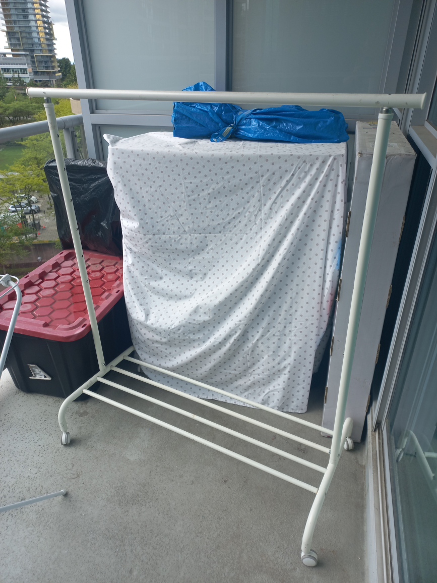 Portable 3 cloth hanger