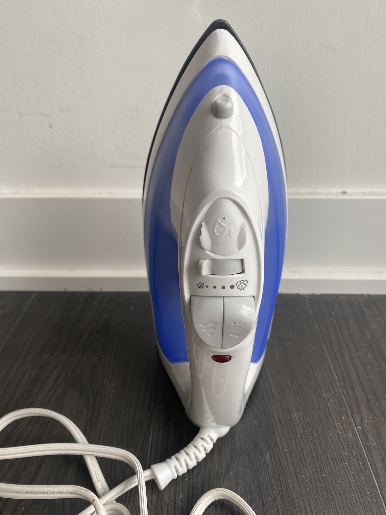 Iron barely used #freecycle - photo 3