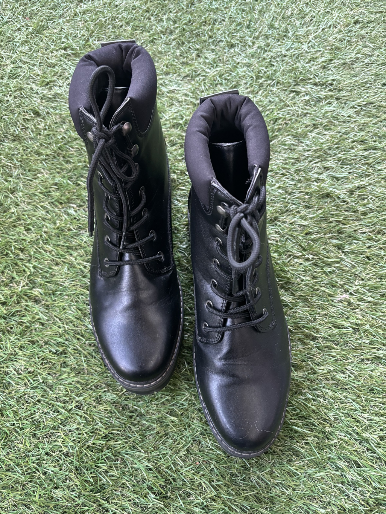 Cristen Boots, Size - 10 - photo 2