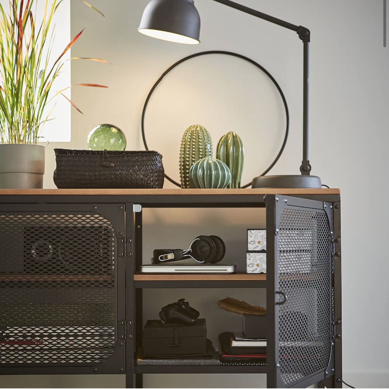 TV Stand IKEA FJÄLLBO image indicator(4)