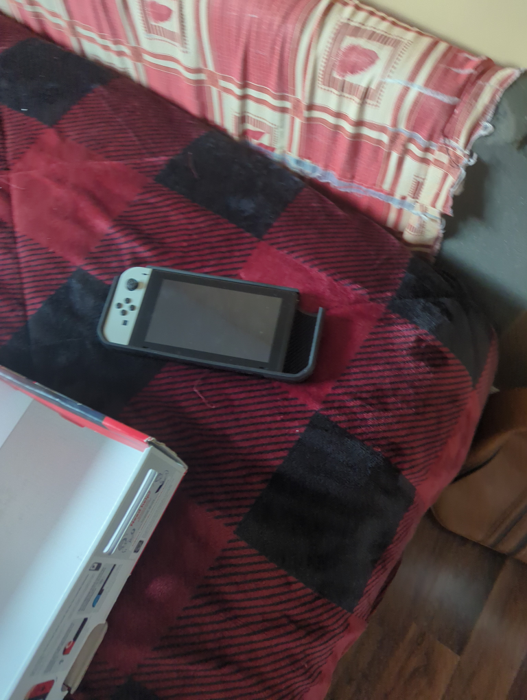 $70 Nintendo switch - photo 2