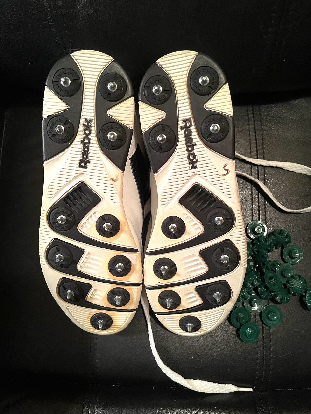 New vintage Reebok women's golf shoes size 6.5/37 image indicator(2)