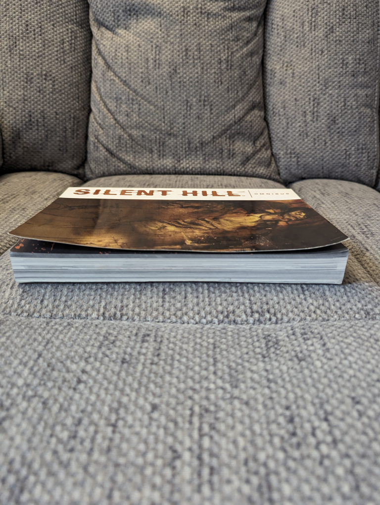Silent Hill Omnibus Graphic Novel (Out of Production) image indicator(4)