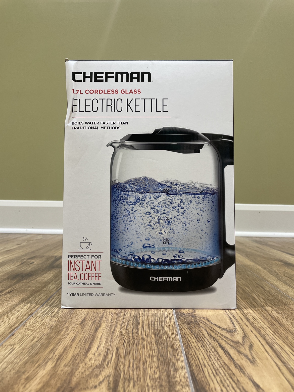 CHEFMAN 1.7L Cordless Glass Electric Kettle thumbnail