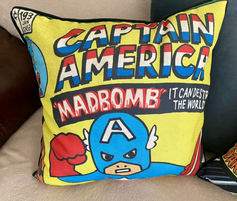 Marvel Comic Cushion Pillow NWT image indicator(2)