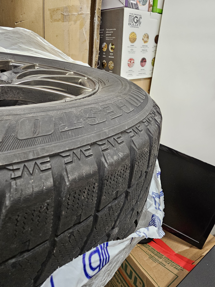 Winter tires and rims (225/65/17) - photo 3