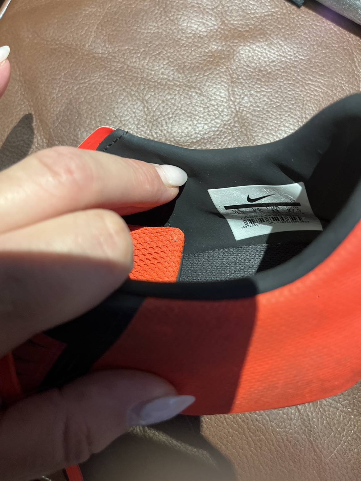 Soccer shoes image indicator(2)