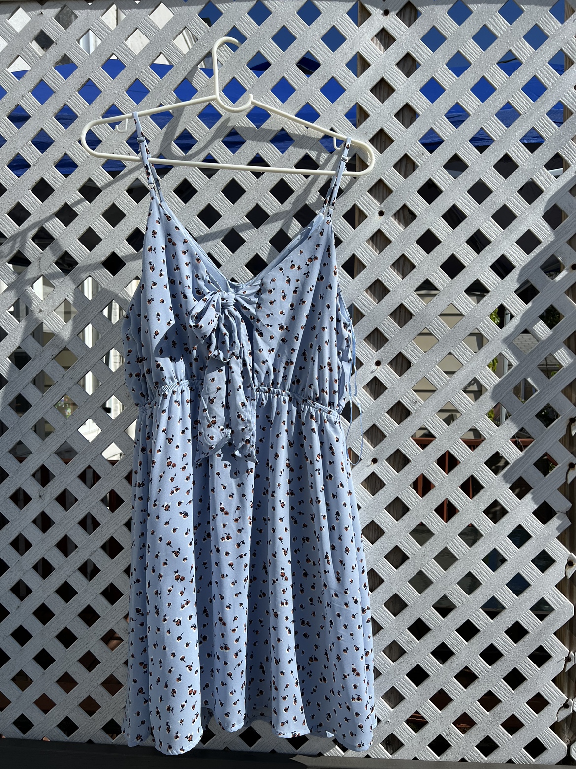 Baby blue floral dress size medium - photo 2