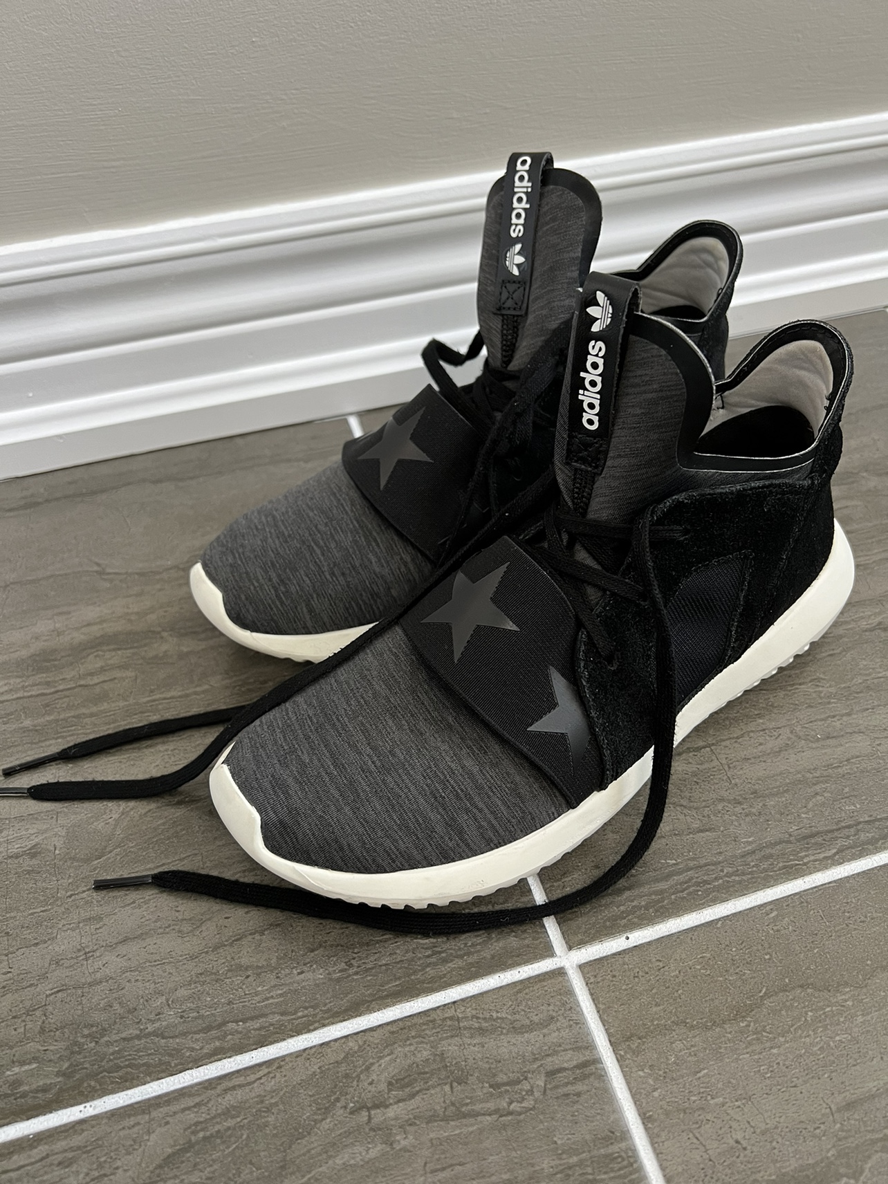 Adidas sneakers (women size 6.5)