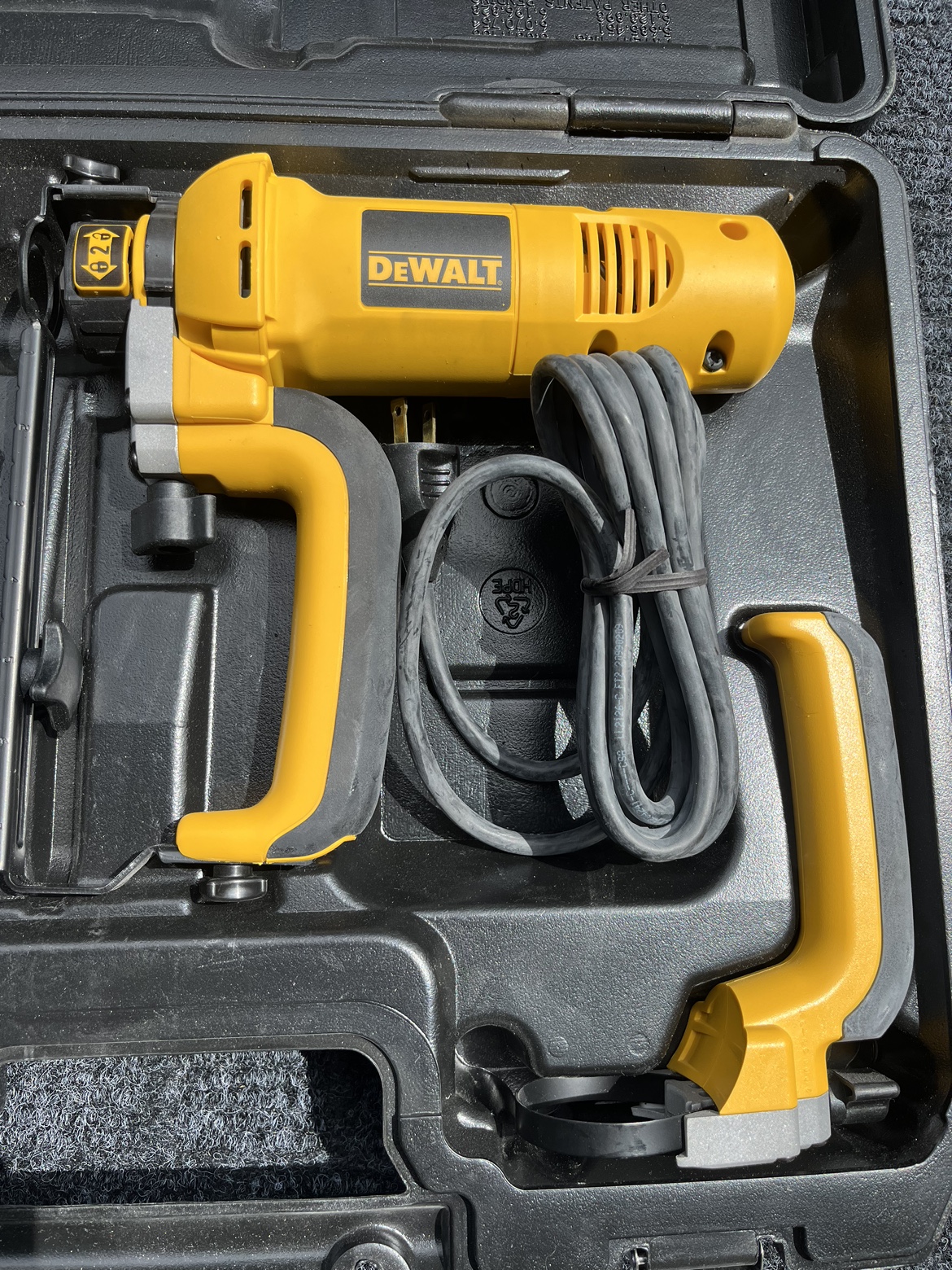 Like New Dewalt Heavy Duty Cut-Out Tool DW660SK image indicator(3)