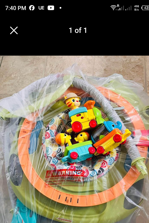 Baby walker with wheels