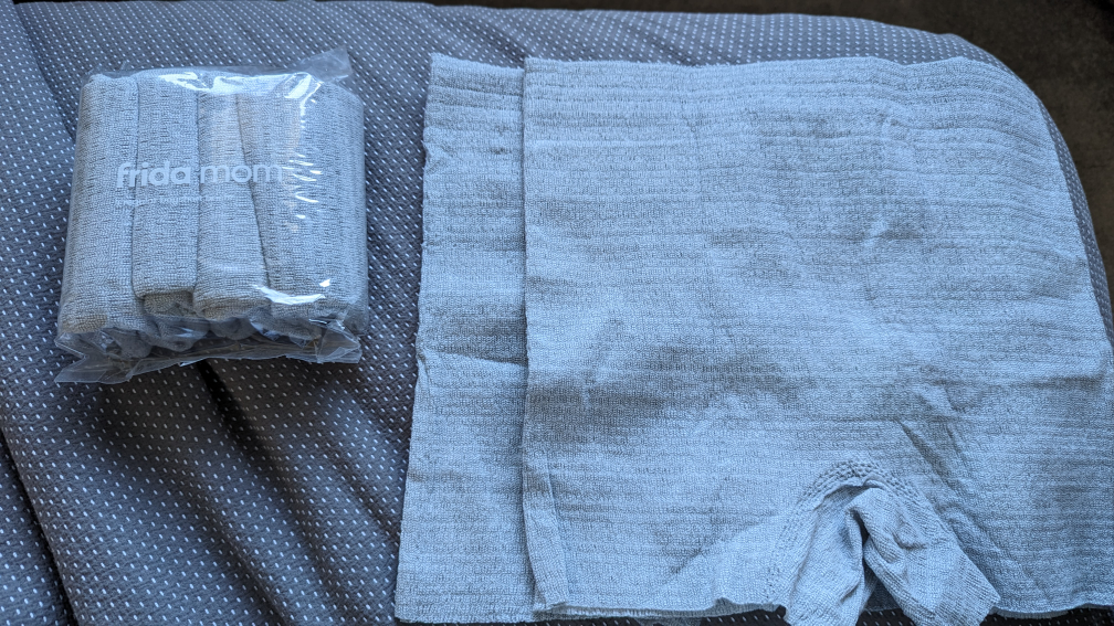 frida mom Boyshort Disposable Postpartum Underwear Regular thumbnail