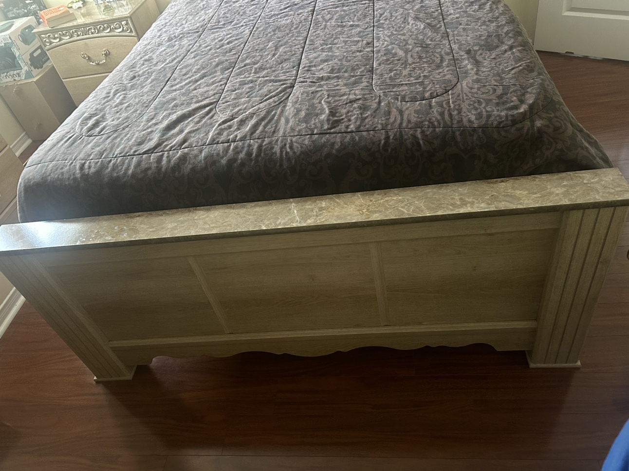 Queen bed set - photo 5