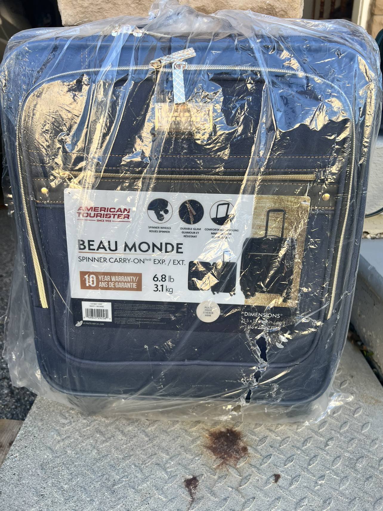 Hand carry brand new