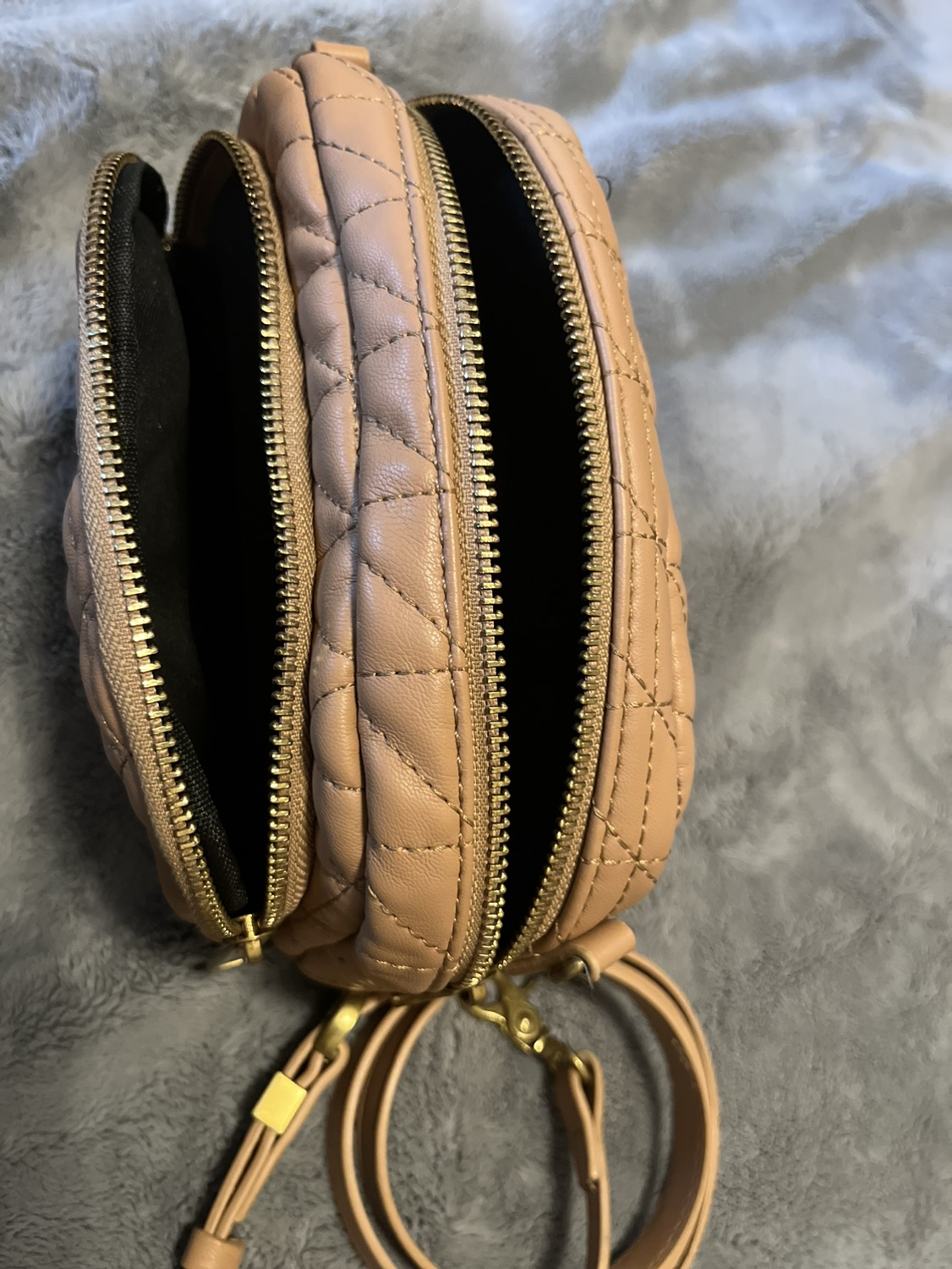 Zara crossbody bag image indicator(6)